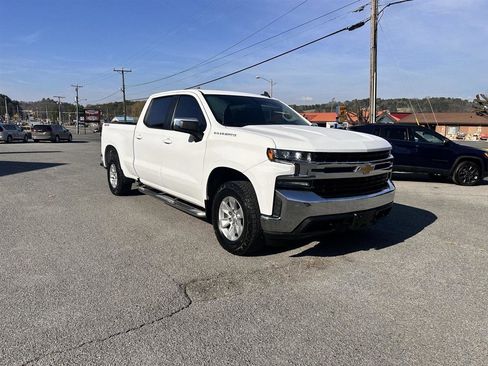 Used 2021 Chevrolet Silverado 1500 LT image 3