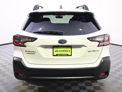 Certified 2025 Subaru Outback Premium AWD/4WD image 5