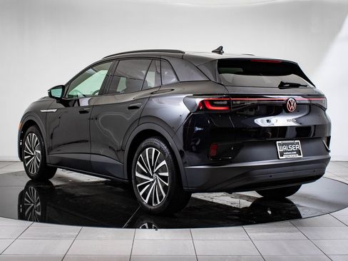 Used 2024 Volkswagen ID.4 S image 6