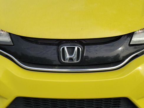 Used 2016 Honda Fit EX image 11