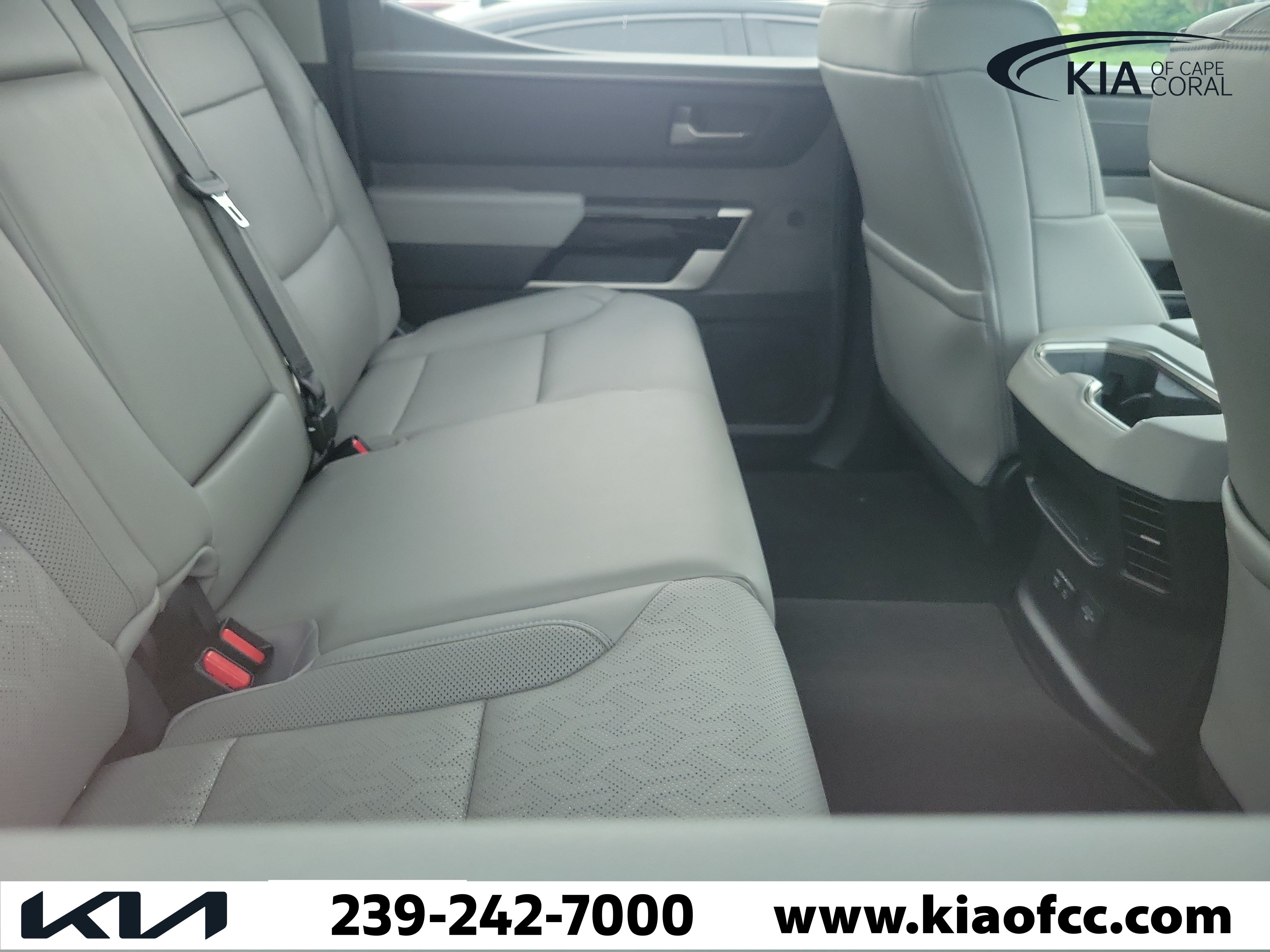 Used 2023 Toyota Tundra Limited RWD image 10