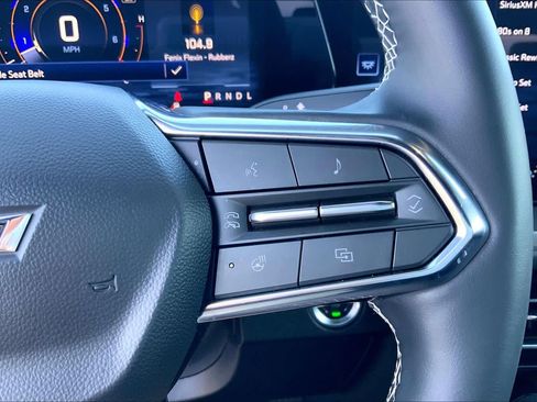 Used 2025 Chevrolet Traverse LT w/ Midnight/Sport Edition FWD image 25