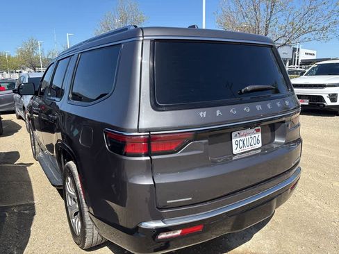 Used 2022 Jeep Wagoneer Series II AWD/4WD image 7
