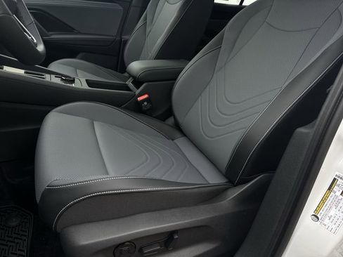 New 2026 Volkswagen Tiguan SE R-Line FWD image 20