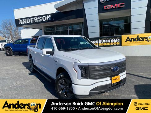 Used 2023 Ford F150 Lightning Lariat w/ Equipment Group 511A High image 1