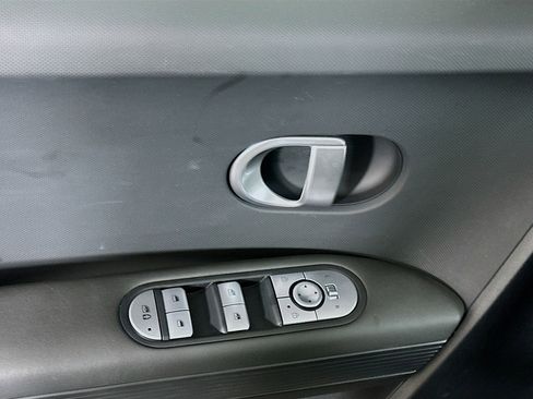 Used 2024 Hyundai Ioniq 5 SEL image 15