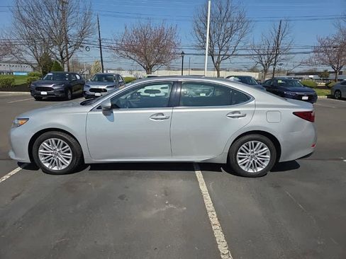 Used 2014 Lexus ES 350 w/ Luxury Package image 8