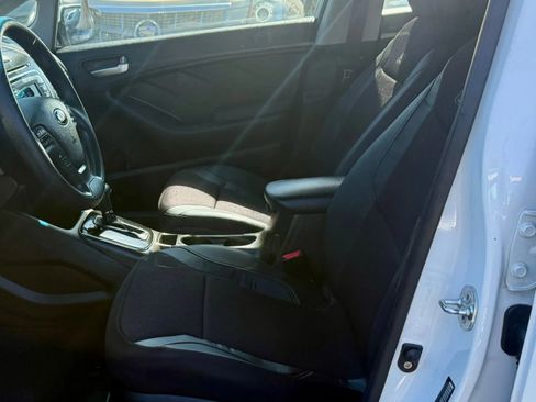 Used 2018 Kia Forte LX image 10