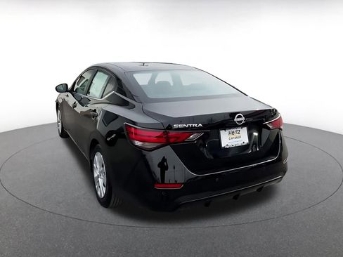 Used 2025 Nissan Sentra S image 11