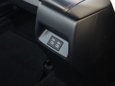 Used 2024 Toyota Corolla SE FWD image 29