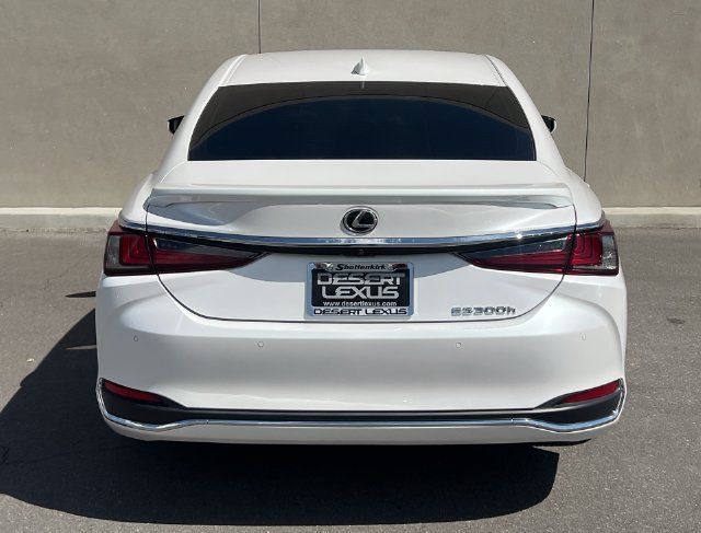 Used 2024 Lexus ES 300h w/ Premium Package FWD image 8
