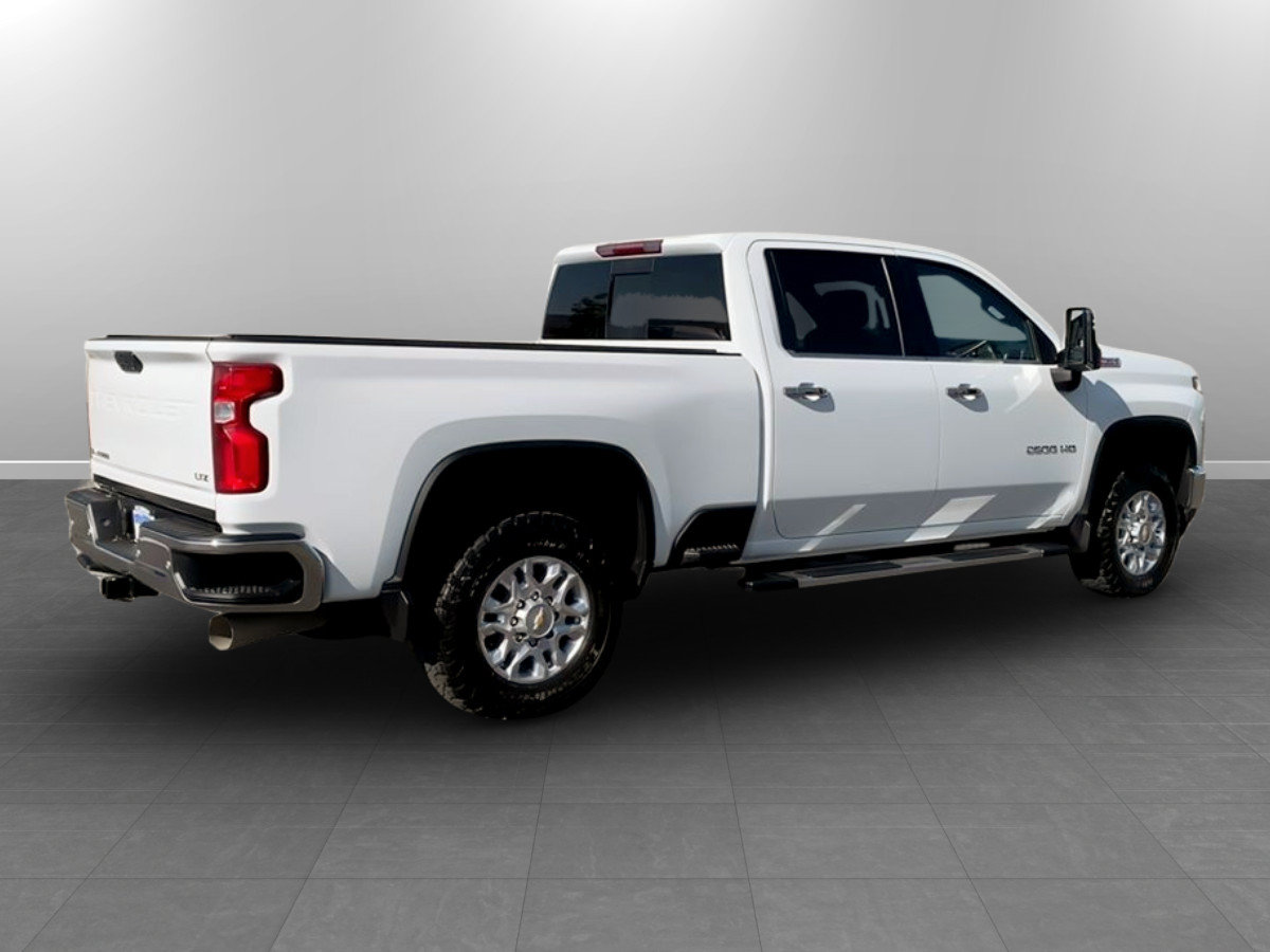 Used 2022 Chevrolet Silverado 2500 LTZ w/ LTZ Plus Package AWD/4WD image 7