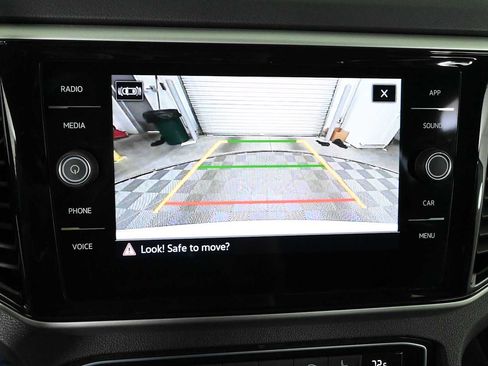 Used 2023 Volkswagen Atlas SE FWD image 4