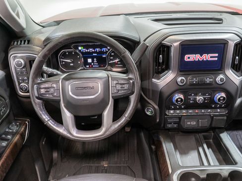 Used 2020 GMC Sierra 2500 Denali w/ Denali Ultimate Package image 12