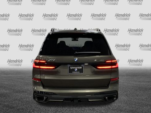 Used 2026 BMW X7 xDrive40i AWD/4WD image 7