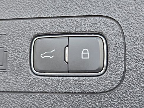 Used 2025 Lincoln Aviator Reserve w/ Equipment Group 201A AWD/4WD image 21