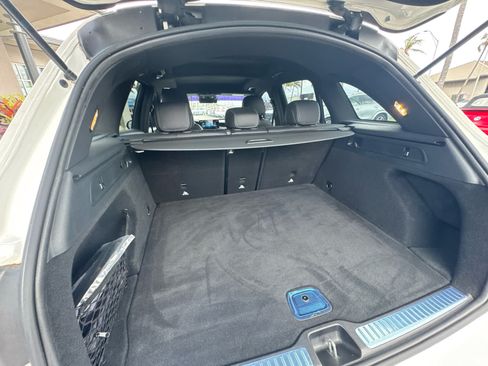 Used 2022 Mercedes-Benz GLC 300 image 8
