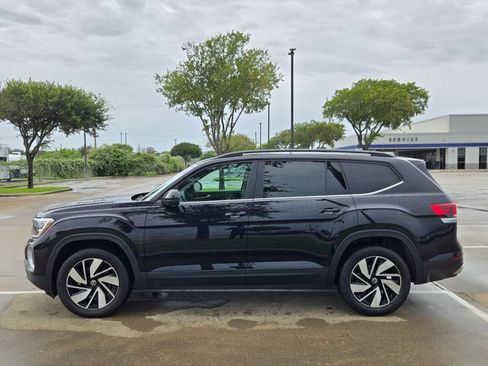 Used 2026 Volkswagen Atlas SE FWD image 9