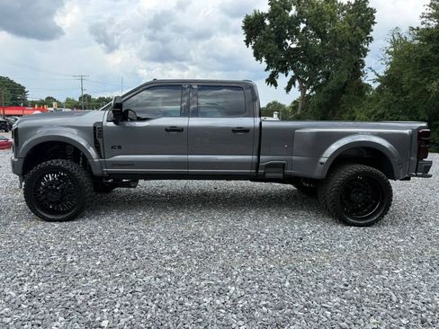 Used 2024 Ford F450 Platinum w/ FX4 Off-Road Package AWD/4WD image 4