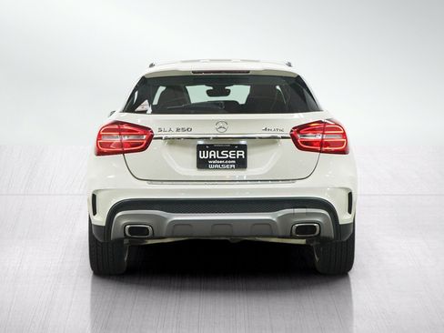 Used 2015 Mercedes-Benz GLA 250 4MATIC image 4