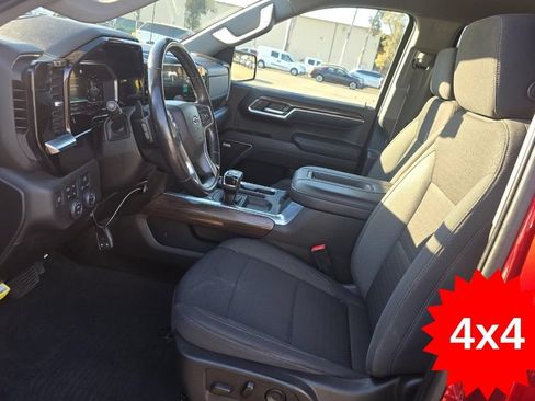 Used 2022 Chevrolet Silverado 1500 RST w/ Convenience Package II AWD/4WD image 23