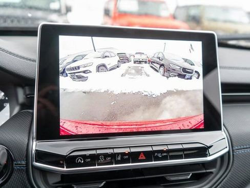 New 2026 Jeep Compass Limited image 21