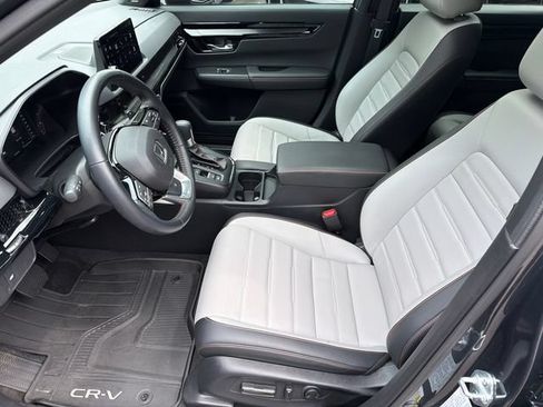 Used 2026 Honda CR-V Sport Touring image 10