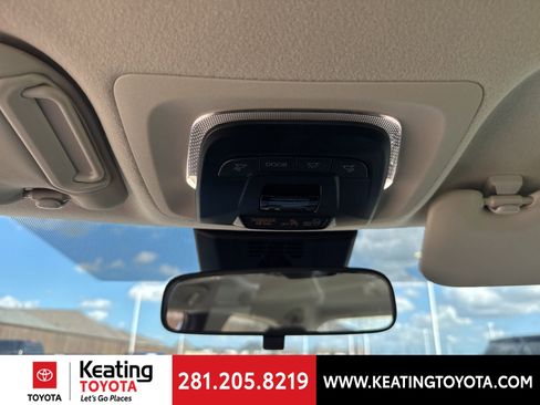 Used 2026 Toyota Corolla LE image 21