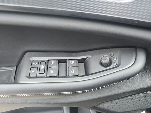 New 2025 Jeep Grand Cherokee Laredo X image 19