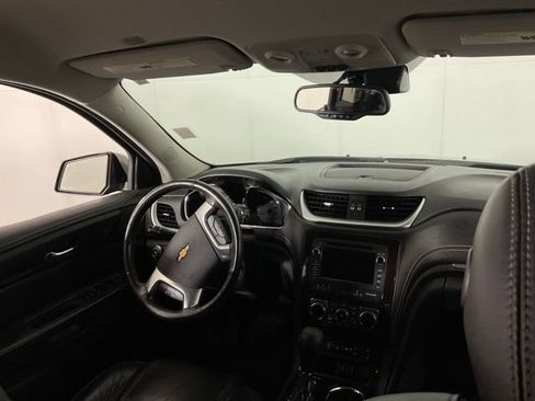 Used 2015 Chevrolet Traverse LTZ AWD/4WD image 30