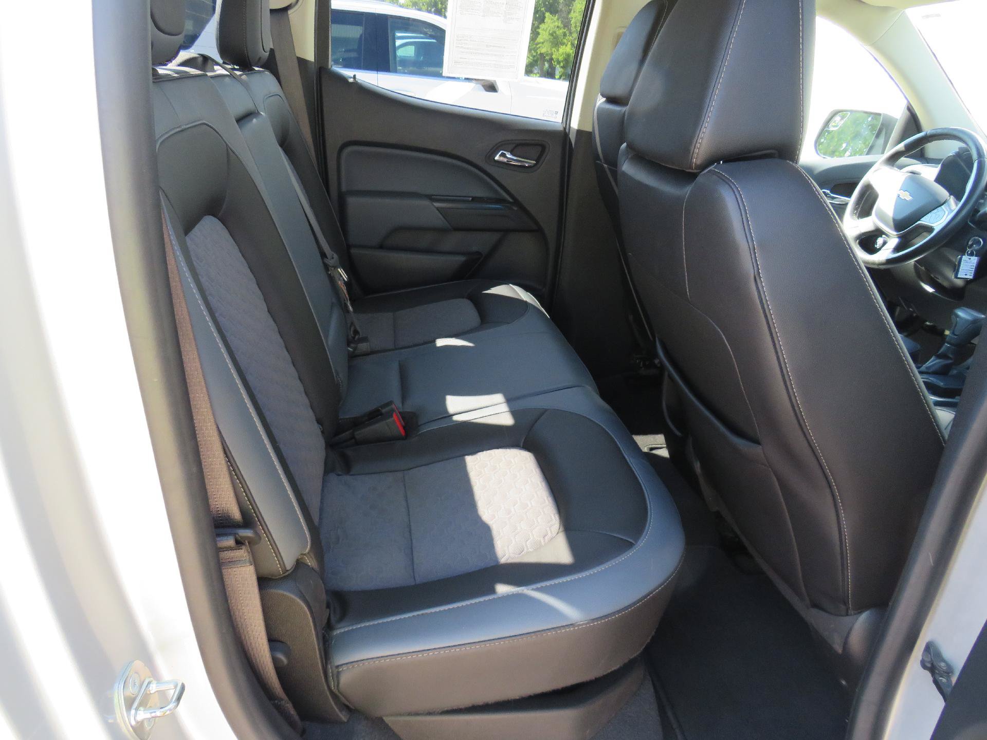 Used 2019 Chevrolet Colorado Z71 AWD/4WD image 10