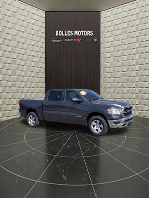Used 2023 RAM 1500 Big Horn AWD/4WD image 2