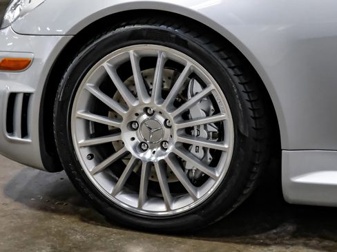 Used 2006 Mercedes-Benz SLK 55 AMG image 40