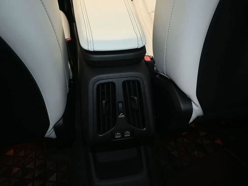New 2026 BMW X1 xDrive28i w/ Technology Package AWD/4WD image 18