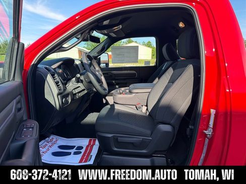 New 2026 RAM 2500 Tradesman AWD/4WD image 9