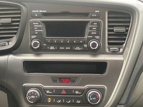 Used 2012 Kia Optima LX image 23