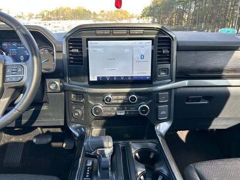 Used 2022 Ford F150 XLT w/ Equipment Group 302A High image 21