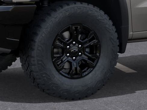 New 2026 Chevrolet Silverado 1500 ZR2 AWD/4WD image 9