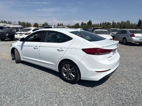 Used 2018 Hyundai Elantra SEL FWD image 7