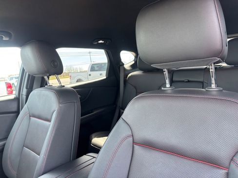 Used 2024 Chevrolet Blazer RS w/ Enhanced Convenience Package image 11