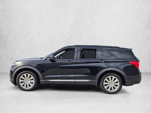 Used 2020 Ford Explorer Limited RWD image 3