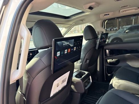 New 2026 Kia Carnival SX Prestige FWD image 30