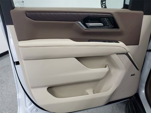 New 2026 GMC Yukon XL Denali w/ LPO, Floor Liner Package image 8