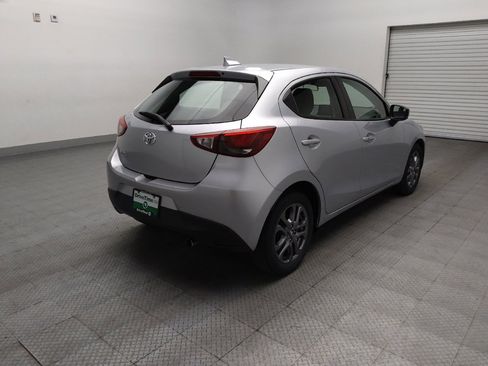 Used 2020 Toyota Yaris LE FWD image 9