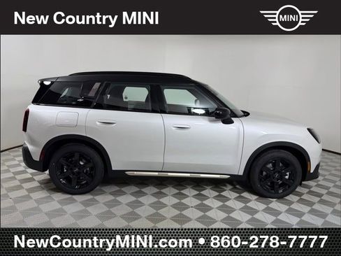New 2026 MINI Cooper Countryman SE image 8