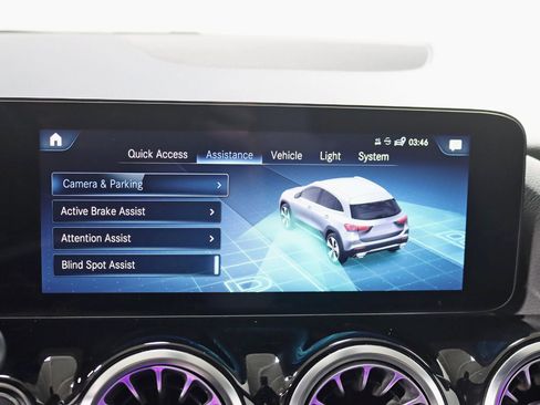 Used 2022 Mercedes-Benz GLA 250 4MATIC w/ Premium Package Lite image 28