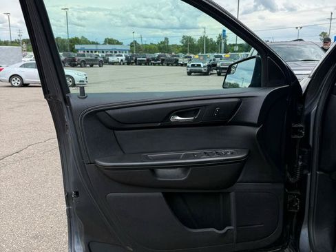 Used 2013 GMC Acadia SLE AWD/4WD image 10