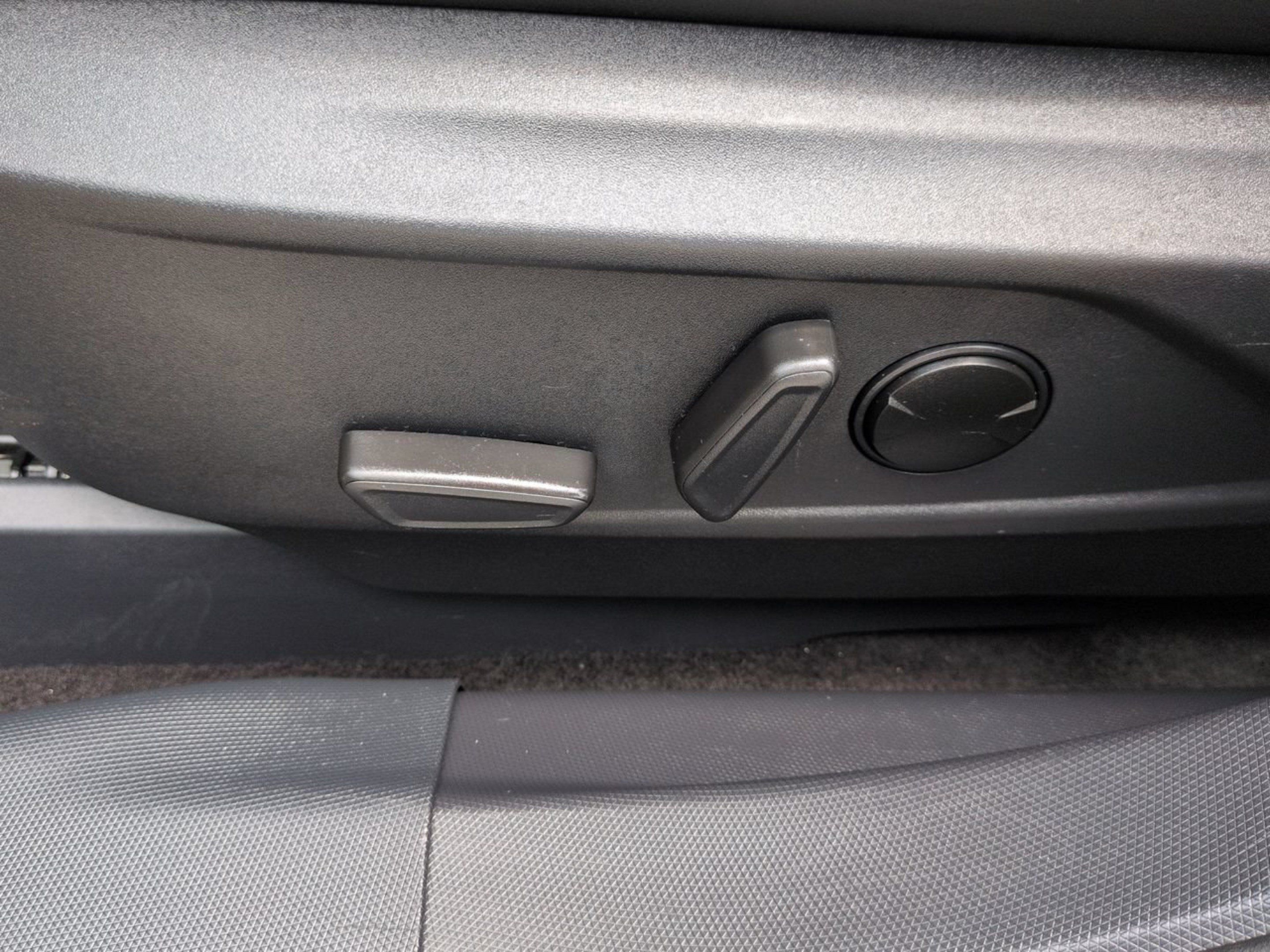 Used 2023 Ford Mustang Mach-E Select RWD image 22