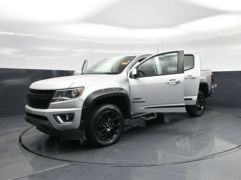 Used 2020 Chevrolet Colorado LT w/ Colorado RST Special Edition AWD/4WD image 22