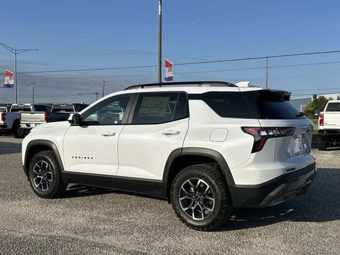 New 2026 Chevrolet Equinox ACTIV w/ LPO, Floor Liner Package image 12